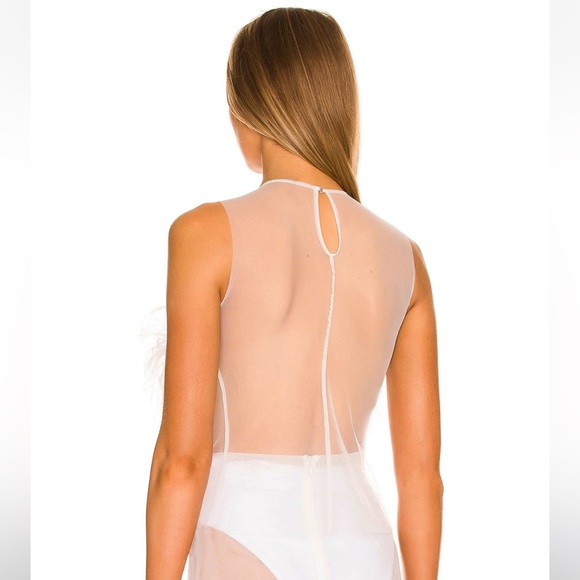 The Bar Marcel Top in White - Picture 4 of 8